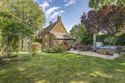 undefined, Church Street, Bloxham, Banbury, Oxfordshire, OX15