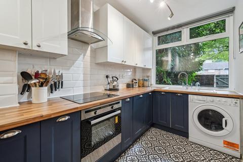 7 Brett House Close, London, SW15 3JD