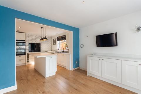 9 The Meadow, Caistor, Market Rasen, LN7 6XD