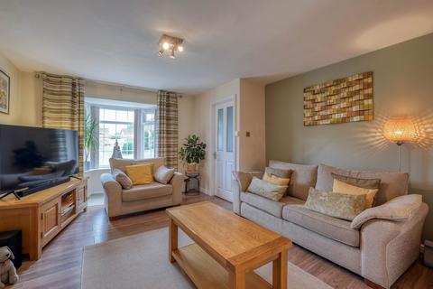 6 Alton Close, Redditch, B97 5XH