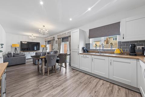 Simpson Close, Weldon, NN17
