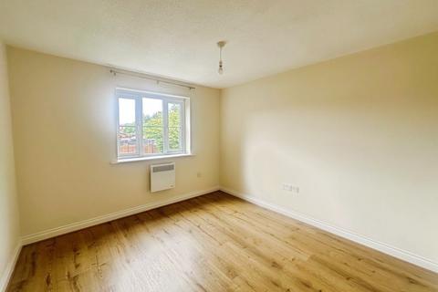 35 Vanguard Close, Bury, BL8 1NF