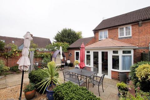 undefined, Sedgefield Close, Portsmouth PO6