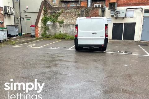 undefined, Market Avenue, Chichester