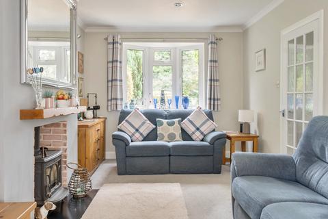3 bedroom semi-detached house for sale, Furze Hill Road, Hampshire GU35