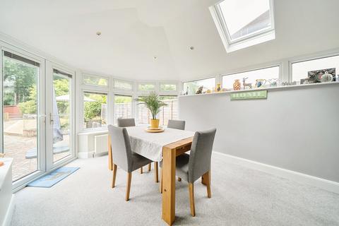 3 bedroom semi-detached house for sale, Furze Hill Road, Hampshire GU35