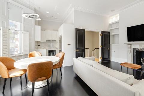2 bedroom flat to rent, Observatory Gardens, Kensington, London