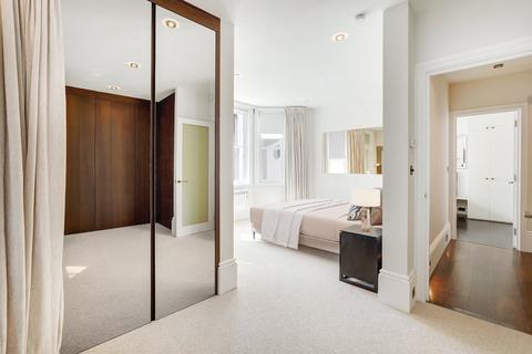 2 bedroom flat to rent, Observatory Gardens, Kensington, London