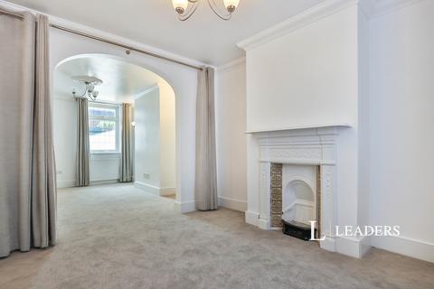 Maisonette to rent, Stanley Road, Poole, BH15