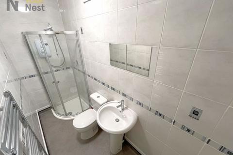 1 bedroom in a house share to rent, Room 1, Westfield Road, Hyde Park, Leeds, LS3 1DF
