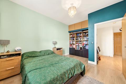 undefined, Romford Road, London E15