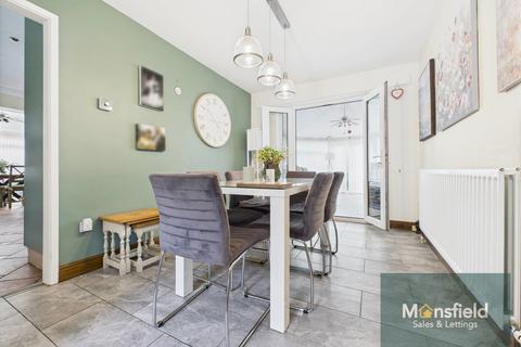 undefined, Mount Crescent, Alfreton DE55