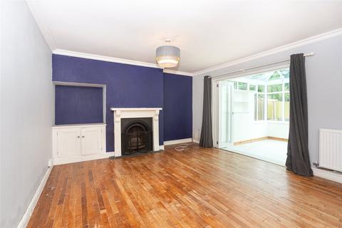 undefined, Abergwyngregyn, Llanfairfechan, Gwynedd, LL33