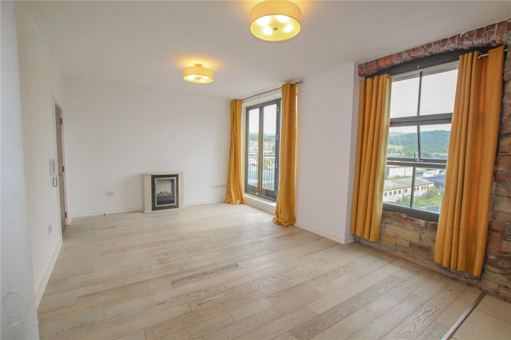 Living Room/Kitchen