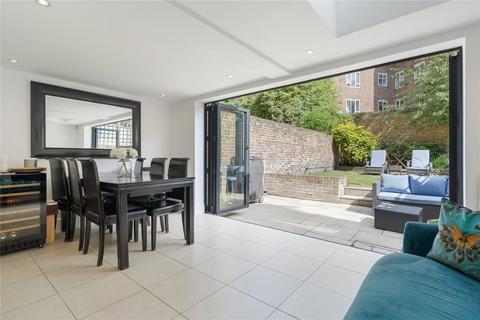 3 bedroom apartment for sale, Packington Street, Islington, London, N1