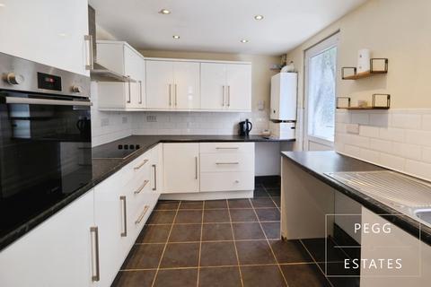 4 bedroom terraced house for sale, Lymington Road, Torquay