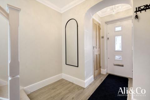 40 Second Avenue, Stanford-le-hope, SS17 8DS