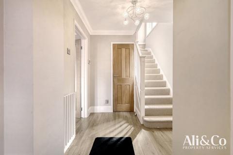40 Second Avenue, Stanford-le-hope, SS17 8DS
