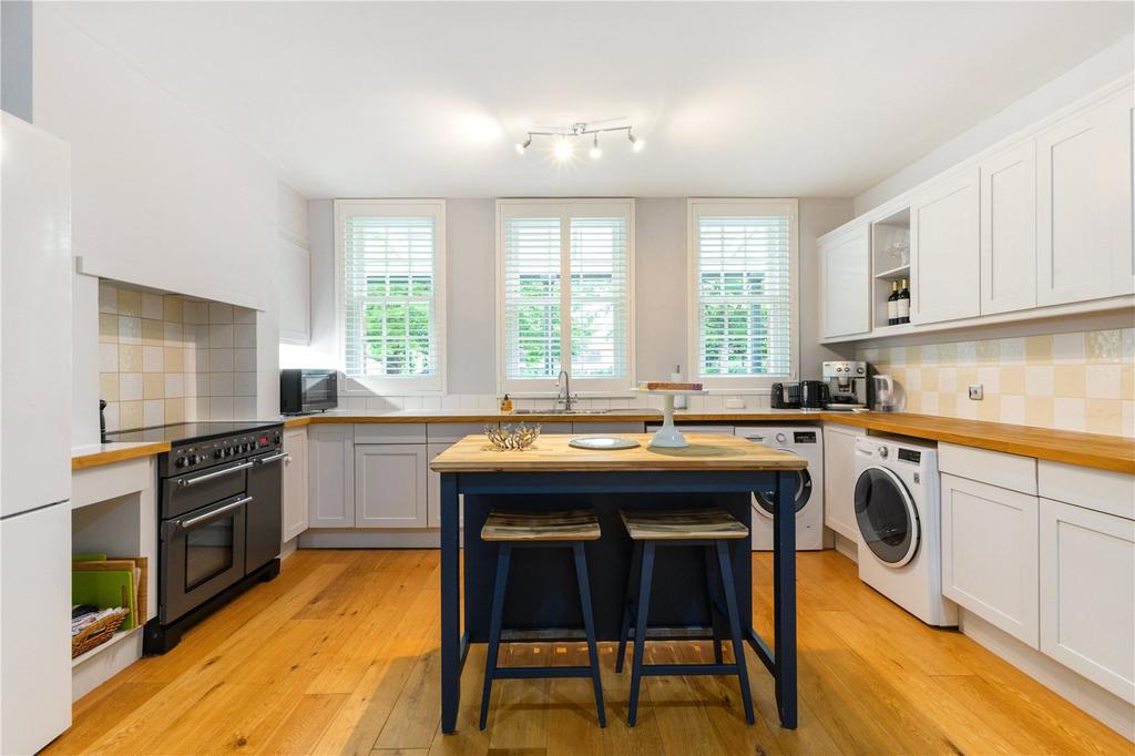 Kitchen/Breakfast