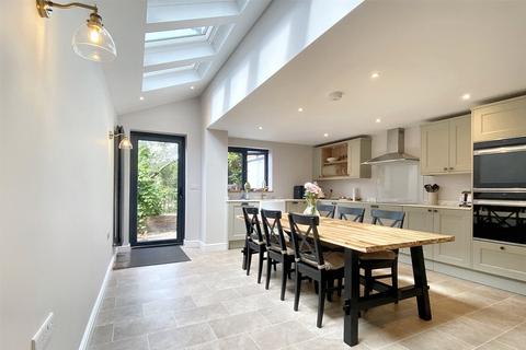 undefined, Hyacinth Terrace, Mantle Street, Wellington, Somerset, TA21