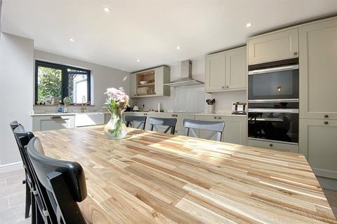 undefined, Hyacinth Terrace, Mantle Street, Wellington, Somerset, TA21