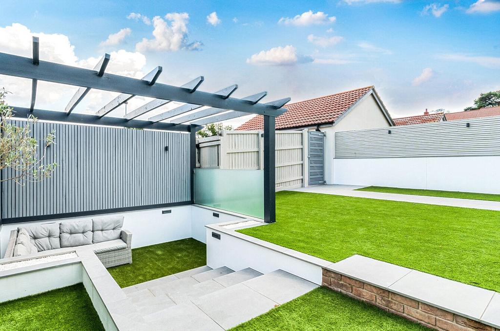 1330375-22-688d79...