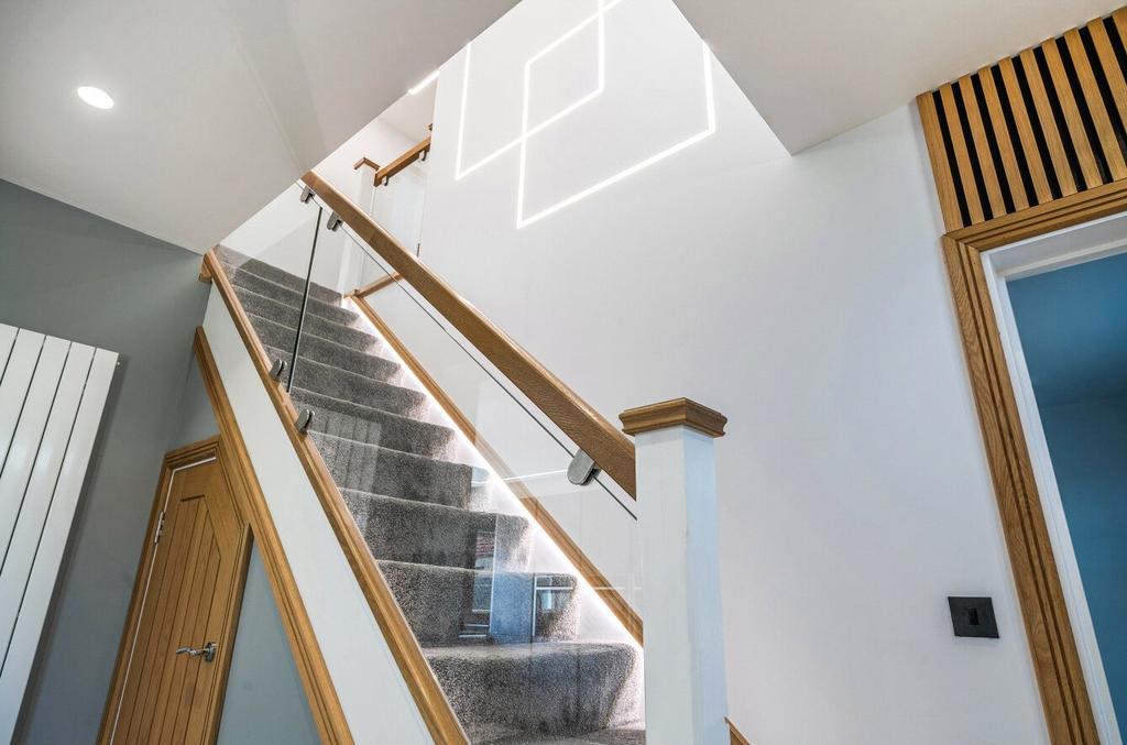 1330375-8-688d790...