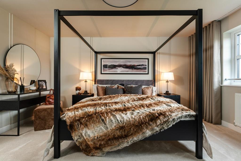 Impressive main bedroom