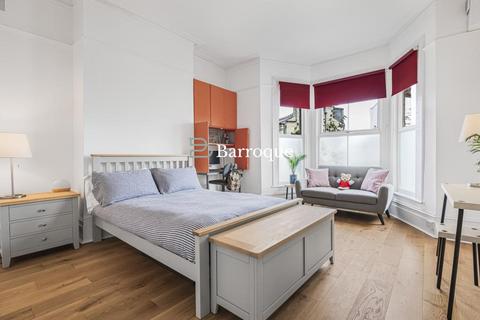 2 bedroom ground floor flat for sale, Trinity Road, East Finchley