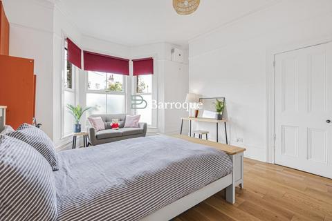 2 bedroom ground floor flat for sale, Trinity Road, East Finchley
