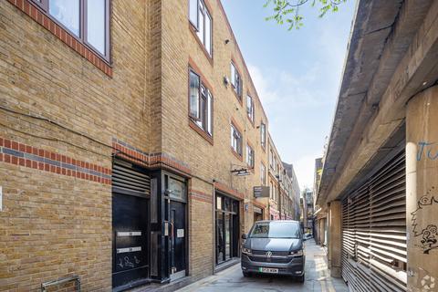 Retail property (high street) to rent, 3 Nottingham Ct London WC2H 9AY