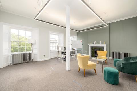 Office to rent, 43 Charlotte Sq Edinburgh EH2 4HQ