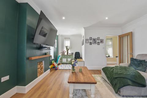 3 bedroom end of terrace house for sale, Charing Road, Gillingham ME8