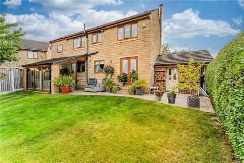 4 bedroom detached house for sale, St. Margarets Court, North Elmsall, Pontefract, West Yorkshire, WF9