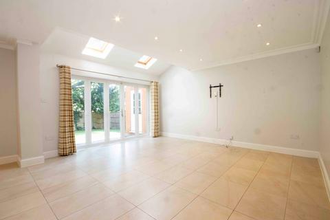 5 bedroom detached house for sale, Shire Lane, Chorleywood, WD3