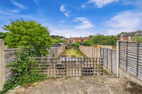 undefined, Woods Lane, Burton-On-Trent DE15