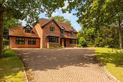 Herons Lea, Crawley RH10
