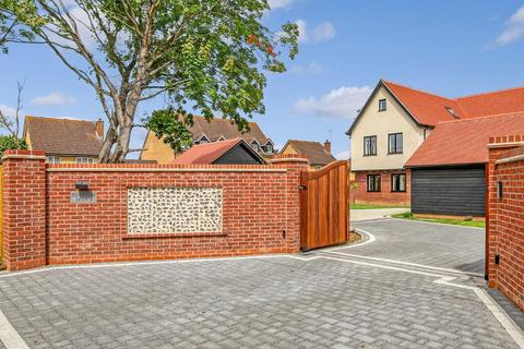 5 bedroom detached house for sale, Dunmow Road, Takeley, Bishop's Stortford