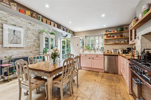 4 bedroom house for sale, Boundaries Road, SW12