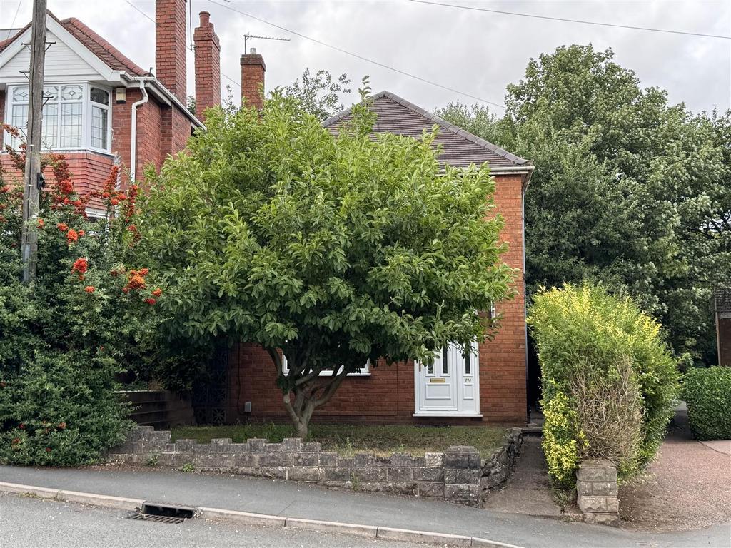 Coney Green Stourbridge 1.jpg