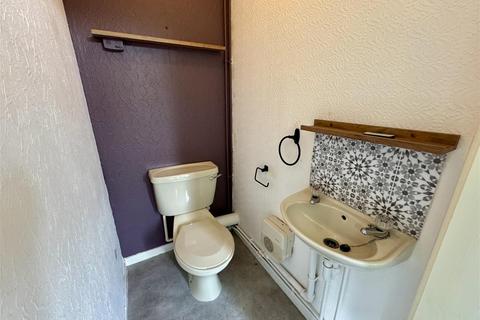 24a Coney Green, Stourbridge, DY8 1LA