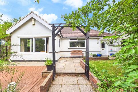4 bedroom detached bungalow for sale, Ballards Way, South Croydon