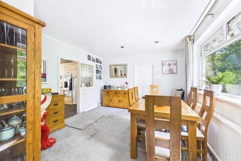 4 bedroom detached bungalow for sale, Ballards Way, South Croydon