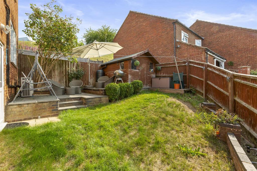 33 Brecon Way, HP13 5 NN-12.jpg