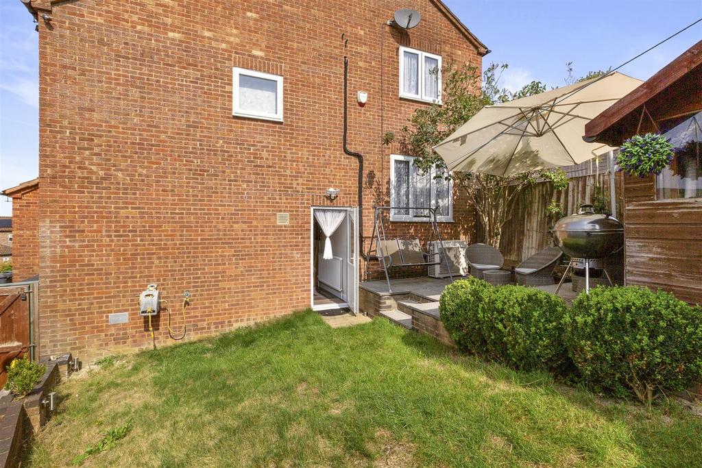 33 Brecon Way, HP13 5 NN-11.jpg