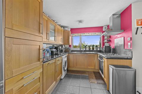 3 bedroom semi-detached house for sale, Brecon Way, High Wycombe HP13