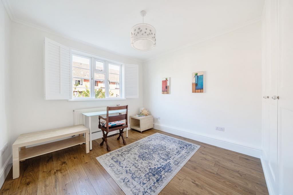 Rear Bedroom