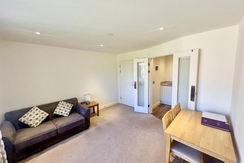 1 bedroom flat for sale, Hammond Way, Yateley GU46