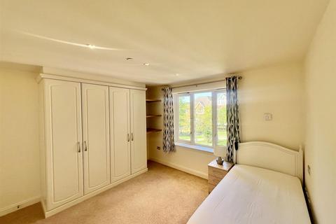 1 bedroom flat for sale, Hammond Way, Yateley GU46