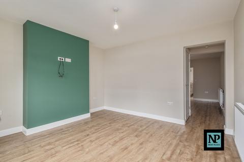 10 Fairfields Hill, Polesworth, Tamworth, B78 1HJ